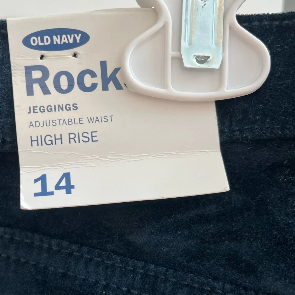 ❣️🆕Old Navy Rockstar Black Ivy High Rise Velvet Jeggings❣️